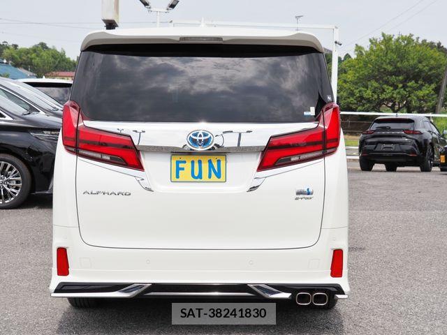 Toyota ALPHARD HYBRID 2021-09 8312839-6