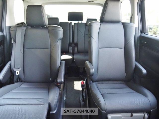 Toyota ALPHARD HYBRID 2020-08 8312840-14