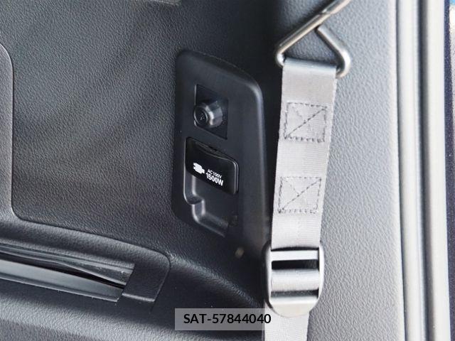 Toyota ALPHARD HYBRID 2020-08 8312840-19