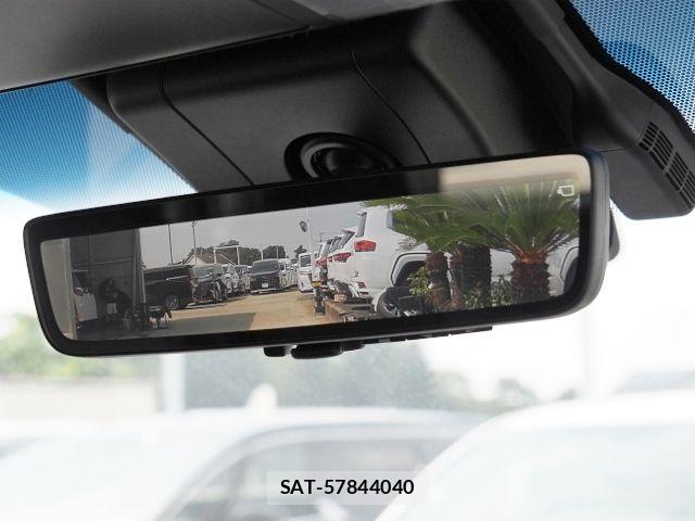 Toyota ALPHARD HYBRID 2020-08 8312840-26