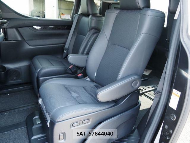 Toyota ALPHARD HYBRID 2020-08 8312840-8