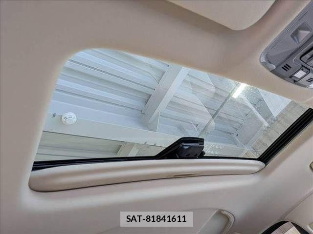 Toyota ALPHARD HYBRID 2019-02 8312852-6