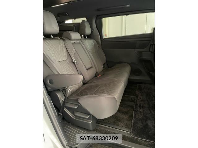 Toyota ALPHARD HYBRID 2026-01 8312838-12