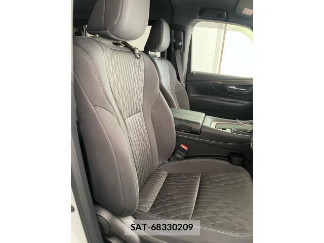 Toyota ALPHARD HYBRID 2026-01 8312838-17