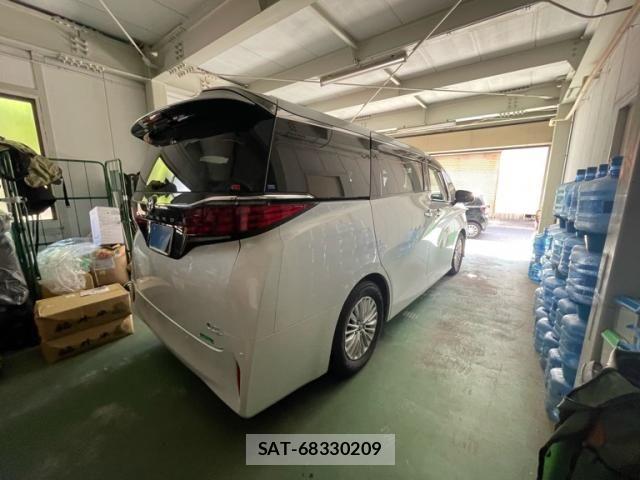 Toyota ALPHARD HYBRID 2026-01 8312838-6