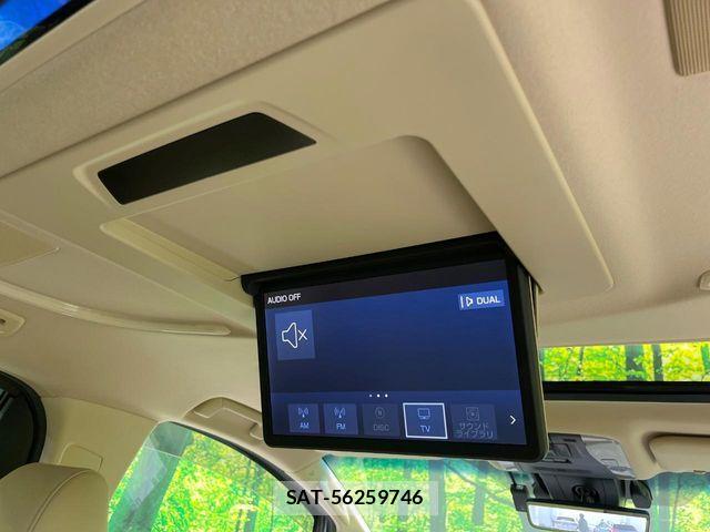 Toyota ALPHARD HYBRID 2021-08 8334704-5