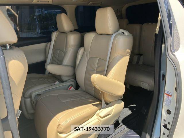 Toyota ALPHARD HYBRID 2016-04 8334716-13