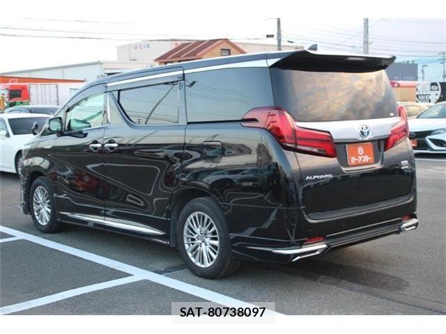 Toyota ALPHARD HYBRID 2019-01 8334710-11