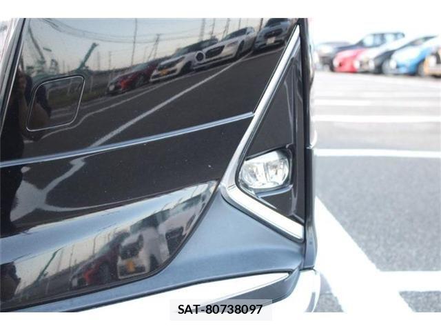 Toyota ALPHARD HYBRID 2019-01 8334710-15