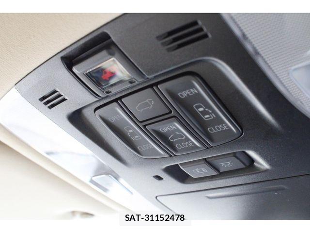 Toyota ALPHARD HYBRID 2018-07 8334466-24
