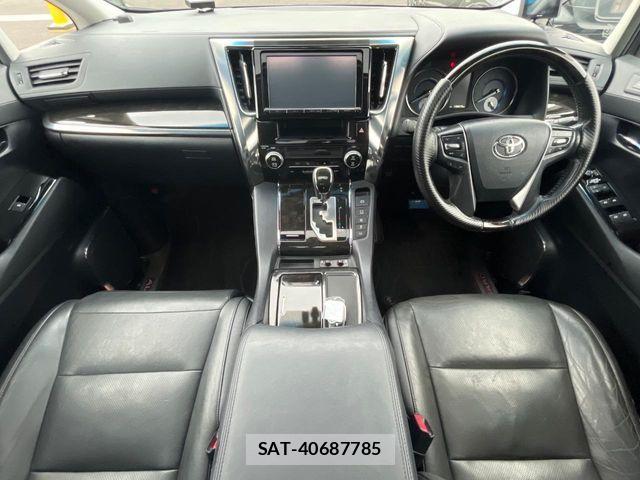 Toyota ALPHARD HYBRID 2015-12 8334713-1