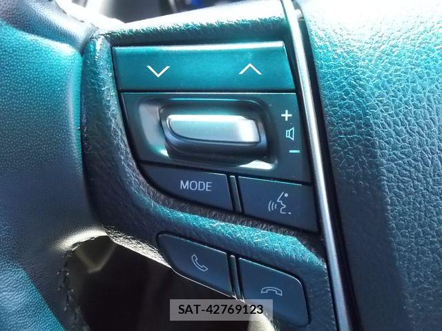 Toyota ALPHARD HYBRID 2015-06 8334711-10