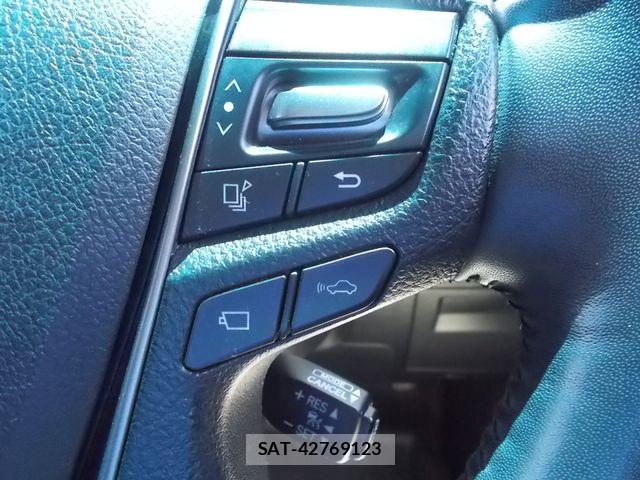 Toyota ALPHARD HYBRID 2015-06 8334711-12