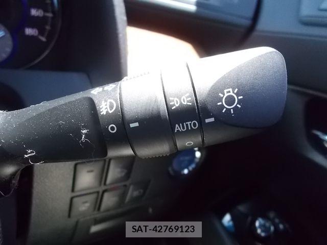 Toyota ALPHARD HYBRID 2015-06 8334711-14