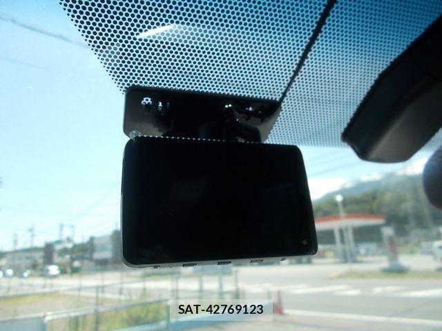 Toyota ALPHARD HYBRID 2015-06 8334711-23