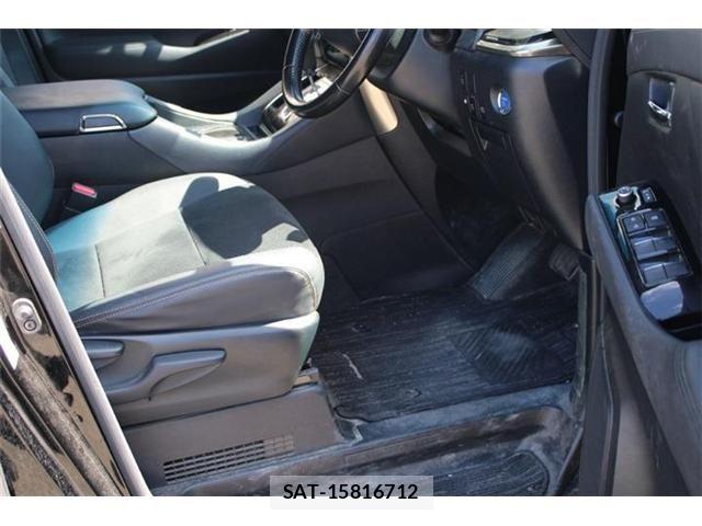 Toyota ALPHARD HYBRID 2021-07 8353857-24