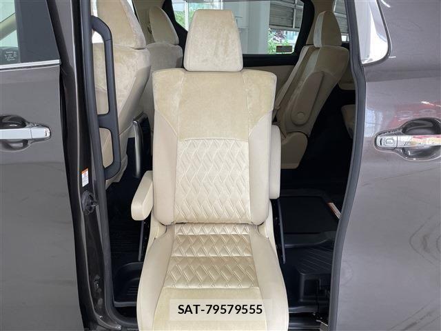 Toyota ALPHARD HYBRID 2021-12 8353852-24