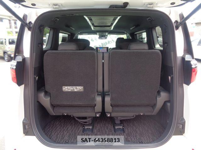 Toyota ALPHARD HYBRID 2024-01 8364557-8