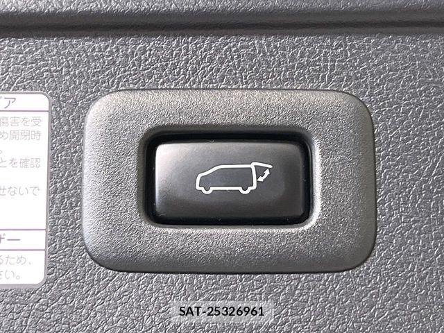 Toyota ALPHARD HYBRID 2018-04 8364563-6