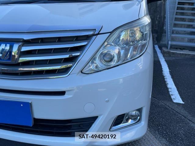 Toyota ALPHARD HYBRID 2013-09 8364569-2