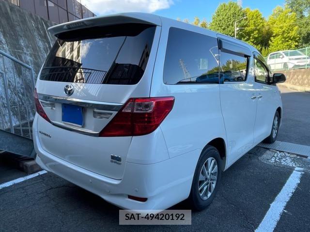 Toyota ALPHARD HYBRID 2013-09 8364569-3