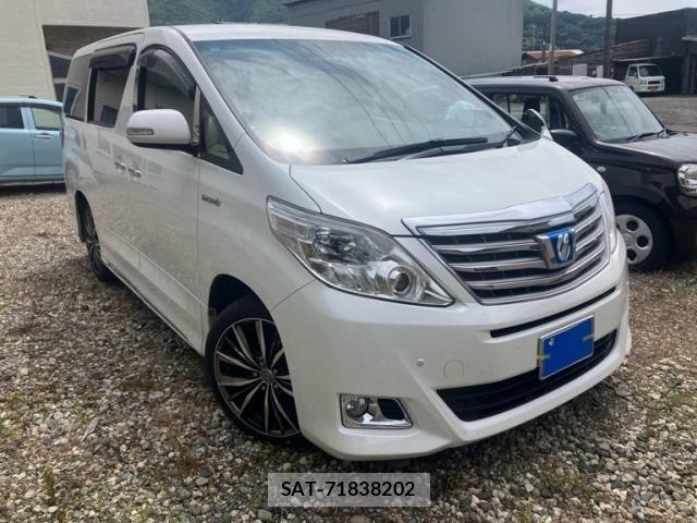 Alphard Hybrid 4WD