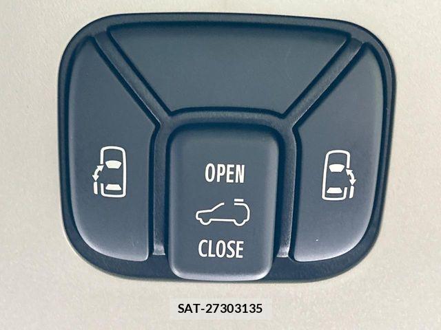 Toyota ALPHARD HYBRID 2012-03 8364567-8
