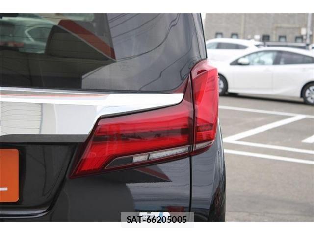 Toyota ALPHARD HYBRID 2022-07 8364564-19