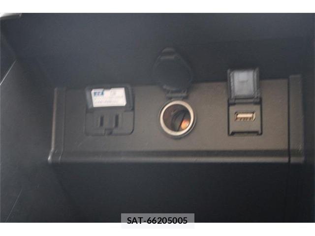 Toyota ALPHARD HYBRID 2022-07 8364564-4