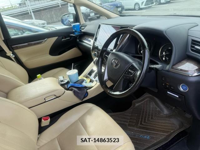 Toyota ALPHARD HYBRID 2022-08 8364560-9