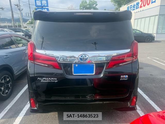 Toyota ALPHARD HYBRID 2022-08 8364560-2
