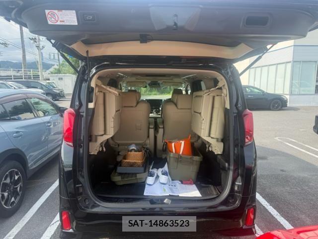 Toyota ALPHARD HYBRID 2022-08 8364560-3
