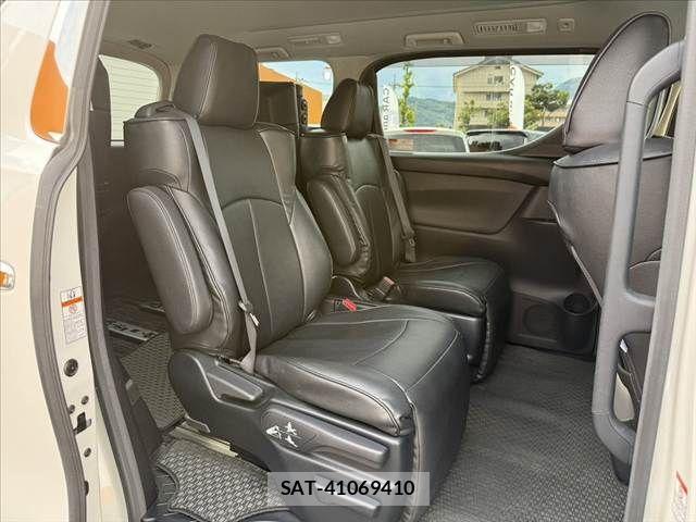 Toyota ALPHARD HYBRID 2019-10 8364559-19