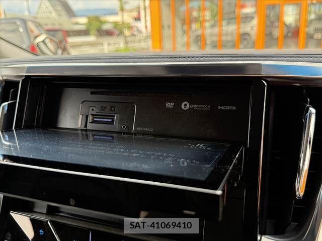 Toyota ALPHARD HYBRID 2019-10 8364559-6