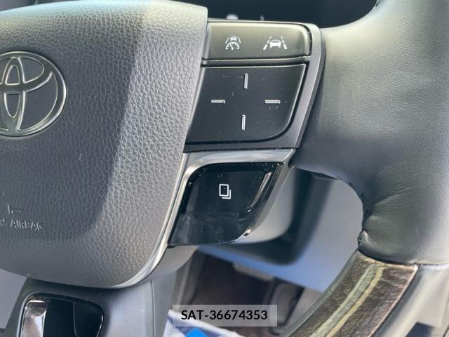 Toyota ALPHARD HYBRID 2023-10 8364556-8