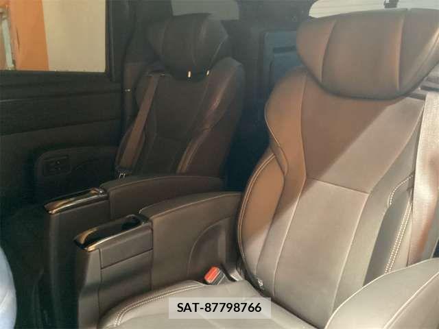 Toyota ALPHARD HYBRID 2024-10 8364555-18