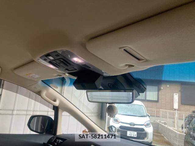 Toyota ALPHARD HYBRID 2020-05 8371402-9