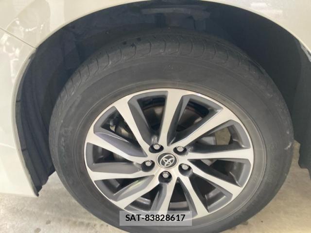 Toyota ALPHARD HYBRID 2016-03 8411111-11