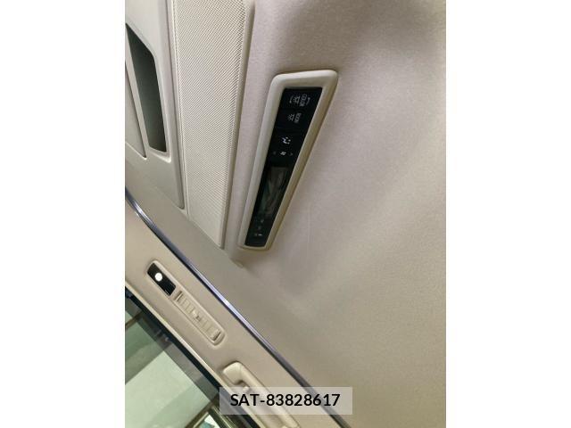 Toyota ALPHARD HYBRID 2016-03 8411111-26