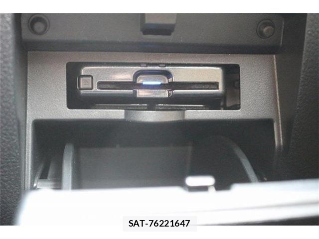 Toyota ALPHARD HYBRID 2019-05 8411107-17
