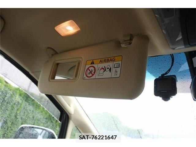 Toyota ALPHARD HYBRID 2019-05 8411107-20