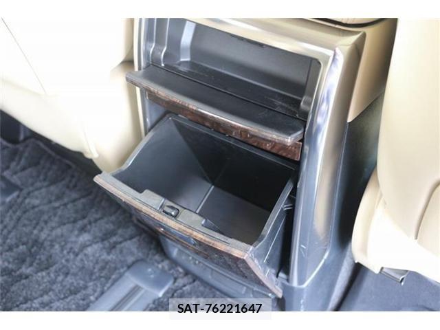 Toyota ALPHARD HYBRID 2019-05 8411107-25