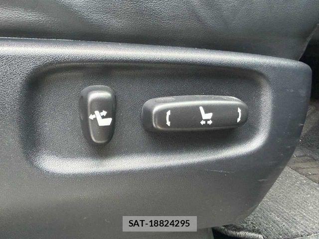 Toyota ALPHARD HYBRID 2013-07 8411108-13
