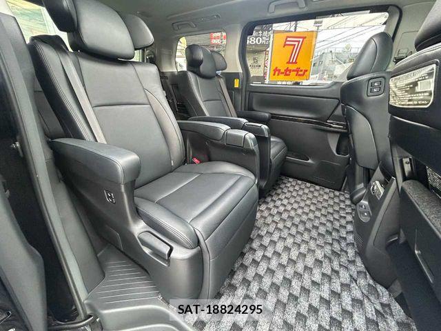Toyota ALPHARD HYBRID 2013-07 8411108-22