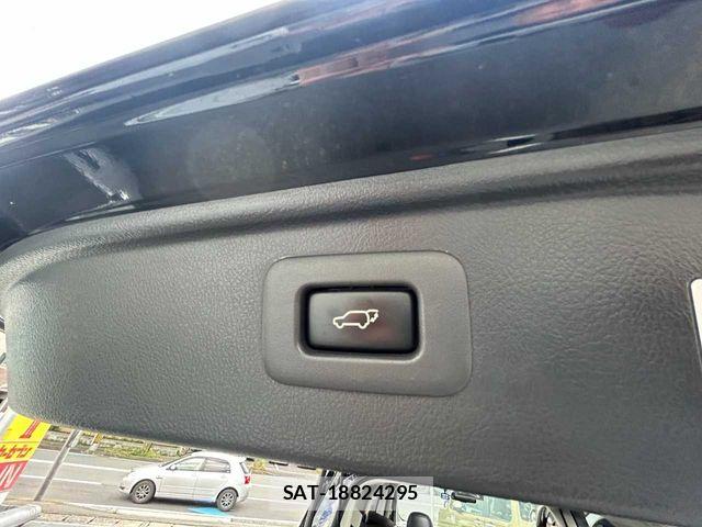 Toyota ALPHARD HYBRID 2013-07 8411108-28
