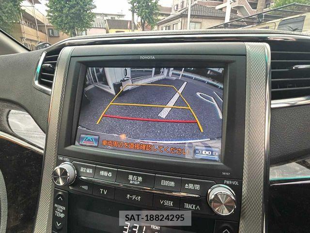 Toyota ALPHARD HYBRID 2013-07 8411108-4