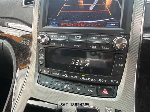 Toyota ALPHARD HYBRID 2013-07 8411108-8