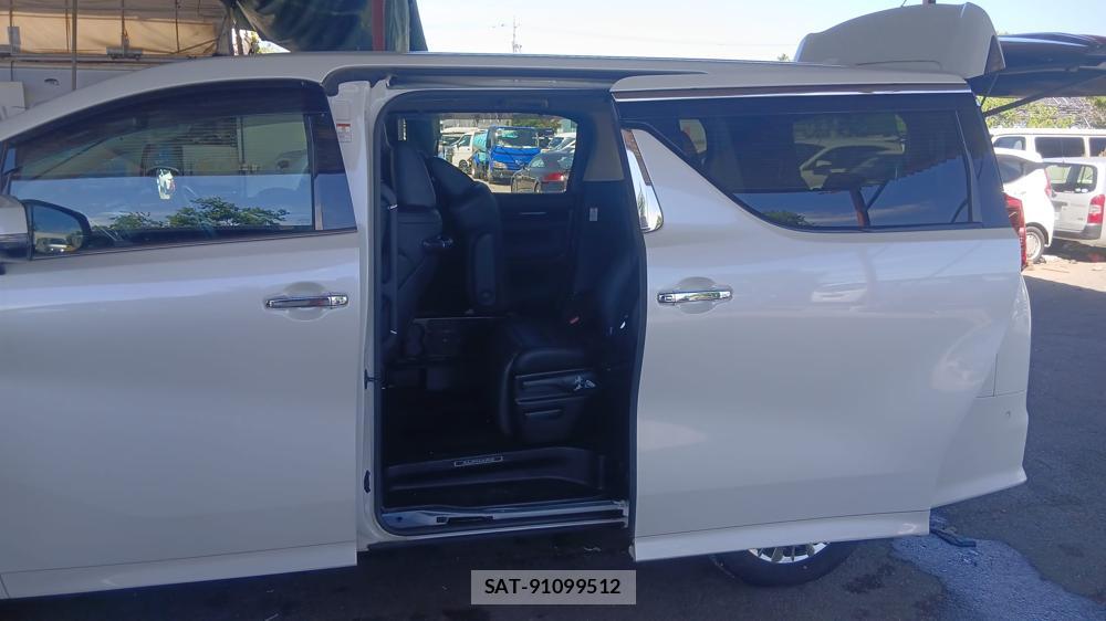 Toyota ALPHARD HYBRID 2019-03 7736071-9