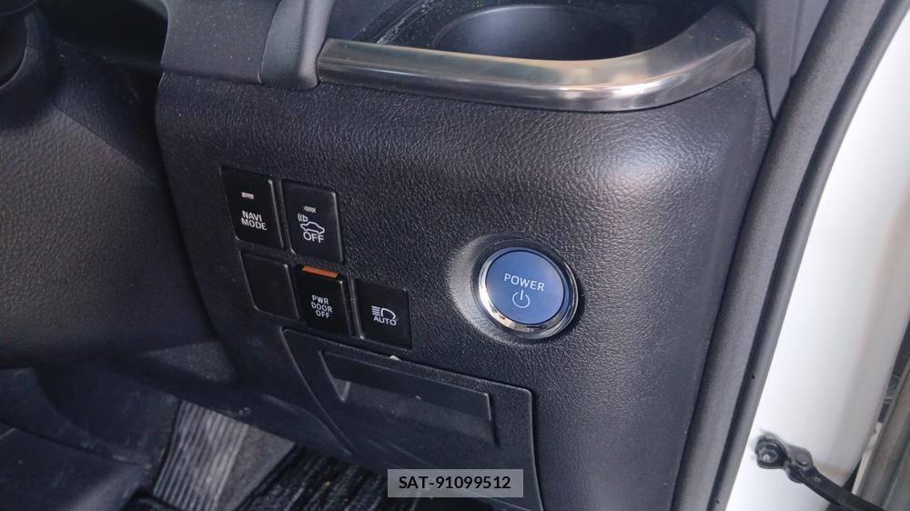 Toyota ALPHARD HYBRID 2019-03 7736071-14