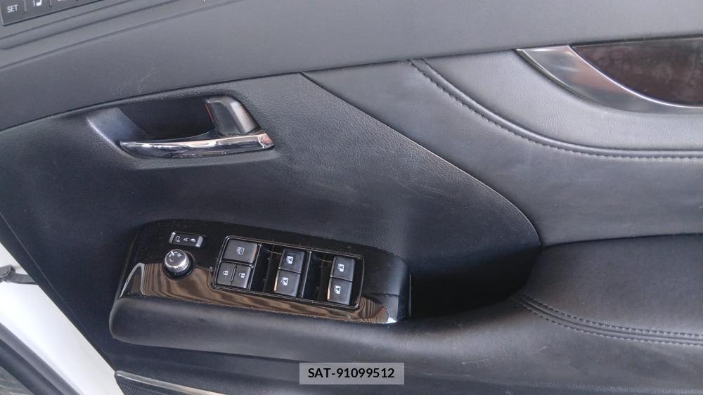 Toyota ALPHARD HYBRID 2019-03 7736071-16